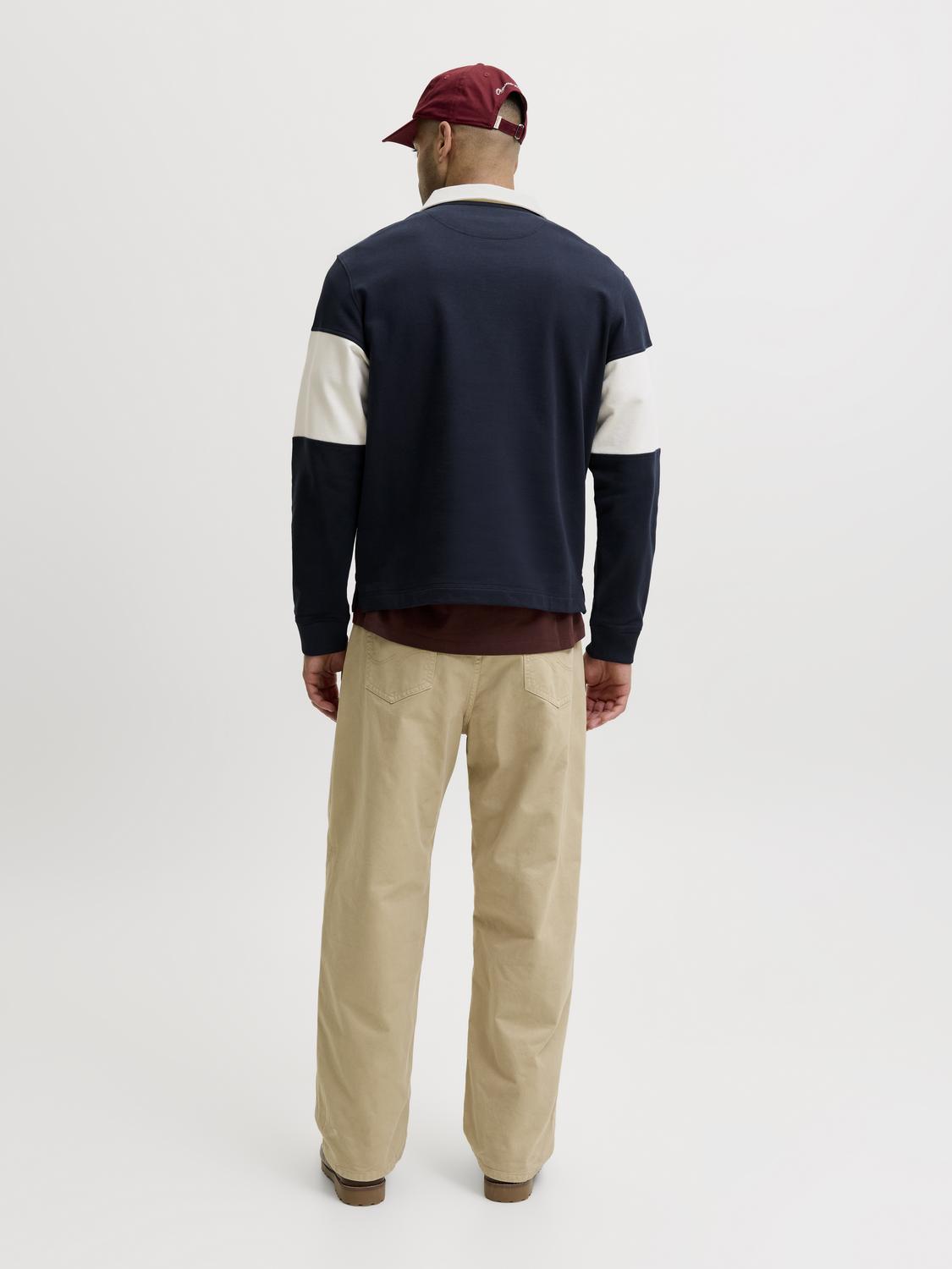 model_shot-back